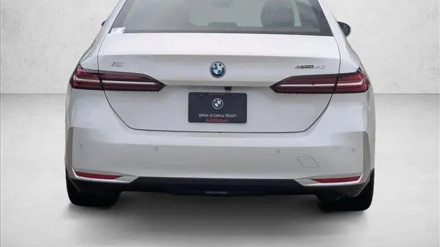 2027 BMW i5 eDrive40