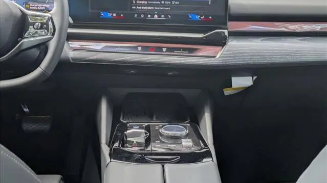2027 BMW i5 eDrive40