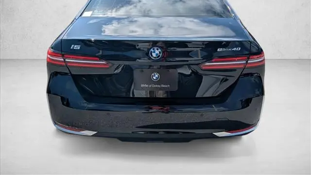 2026 BMW i5 eDrive40
