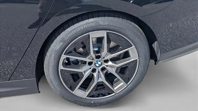 2026 BMW i5 eDrive40