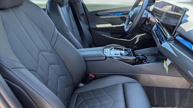 2026 BMW i5 eDrive40
