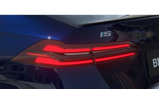 2027 BMW i5 eDrive40