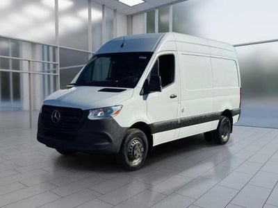 2019 Mercedes-Benz Sprinter 4X2 2500 3DR 144 In. WB Cargo Van (3.0L V6)