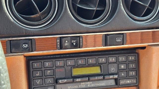 1981 Mercedes-Benz 380-Class 380 SL