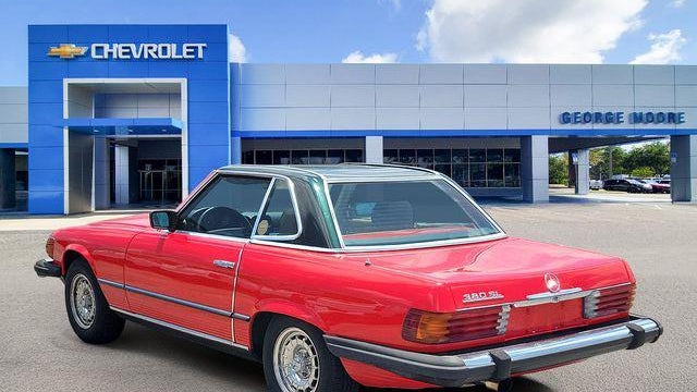 1985 Mercedes-Benz 380-Class 380 SL