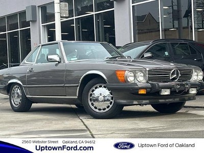 Photo of a 1986 Mercedes-Benz 560-Class 560 SL 2DR Convertible for sale
