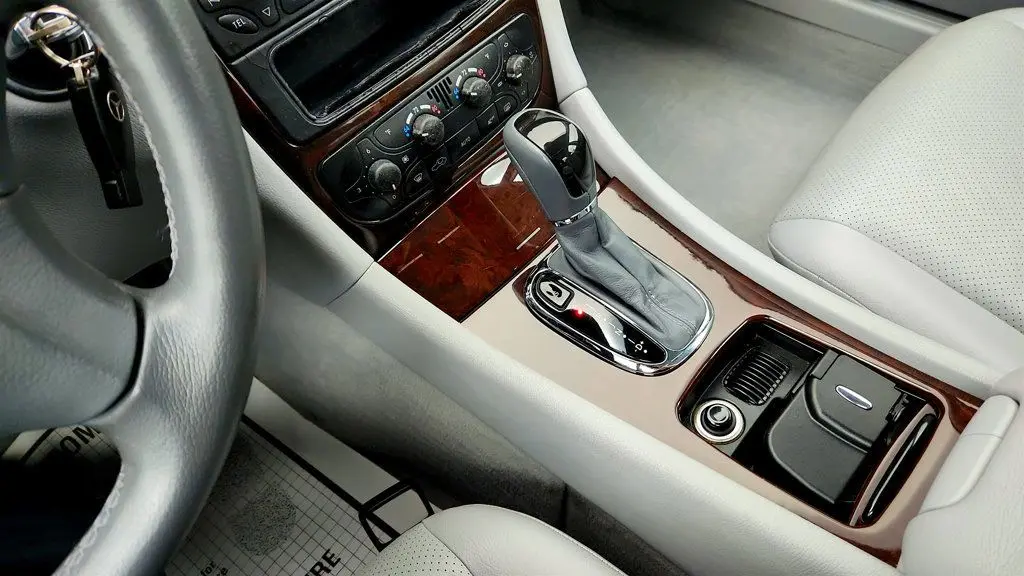 2003 Mercedes-Benz C-Class C 240