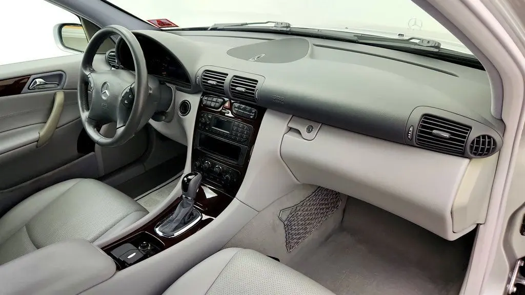 2003 Mercedes-Benz C-Class C 240