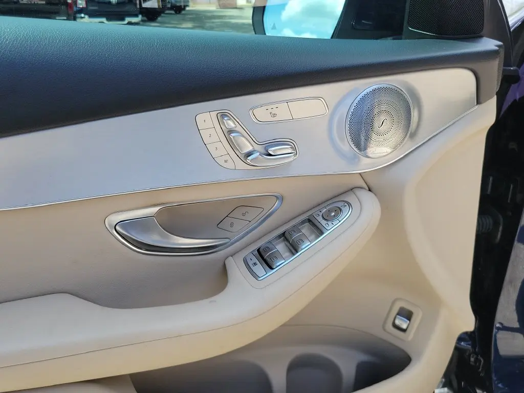 2019 Mercedes-Benz C-Class - $18,939