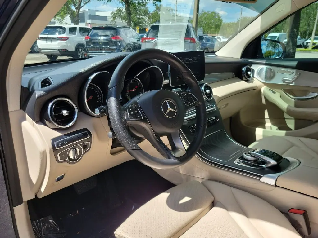 2019 Mercedes-Benz C-Class - $18,939
