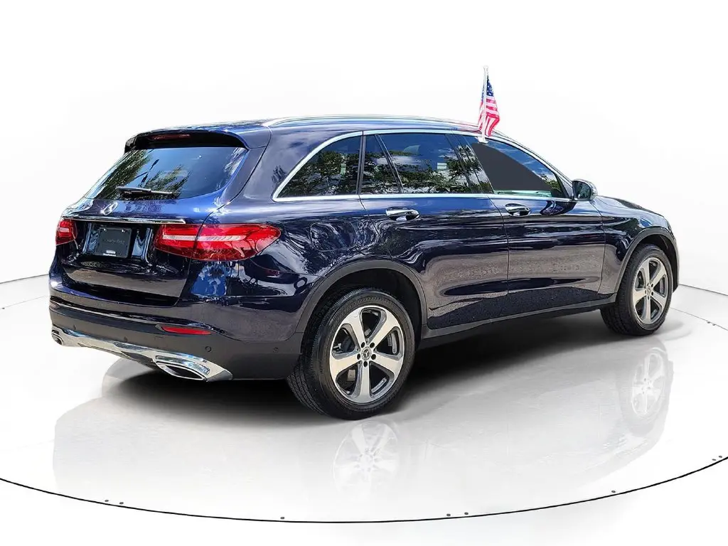 2019 Mercedes-Benz C-Class - $18,939