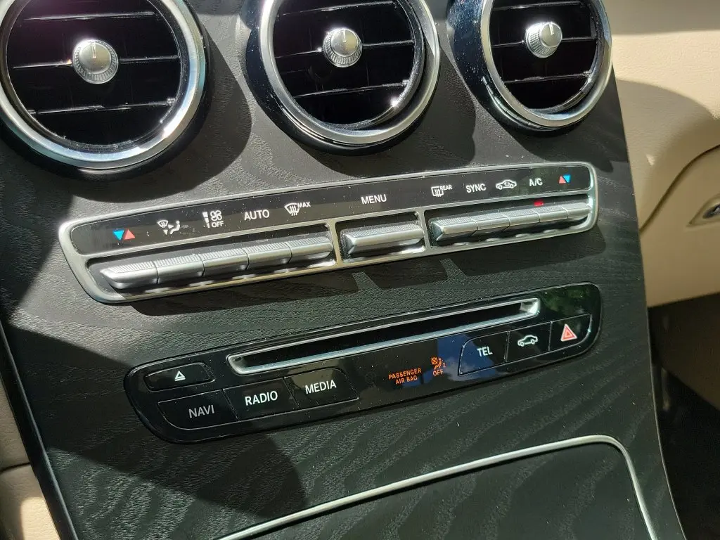 2019 Mercedes-Benz C-Class - $18,939