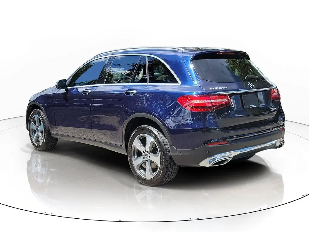 2019 Mercedes-Benz C-Class - $17,905