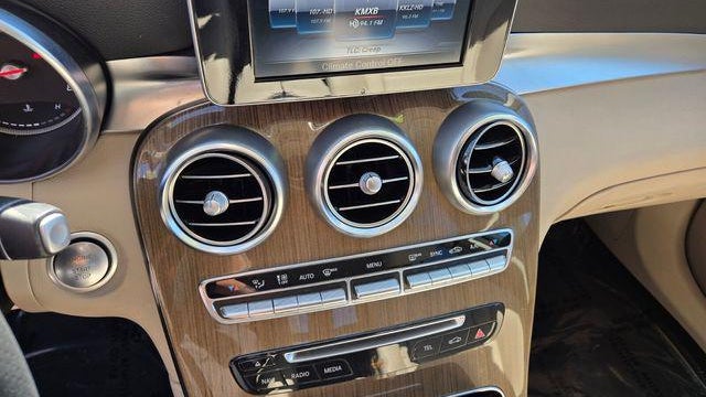 2018 Mercedes-Benz GLC GLC 300