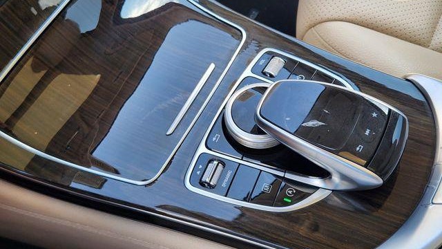 2019 Mercedes-Benz GLC GLC 300
