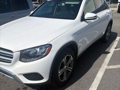 2017 Mercedes-Benz GLC GLC 300 4DR SUV