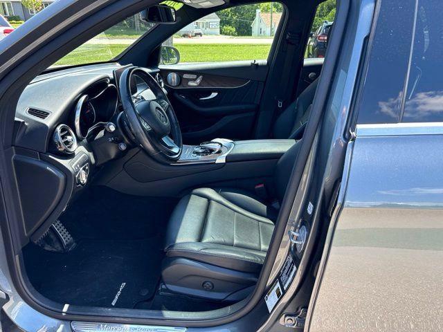 2019 Mercedes-Benz C-Class - $19,000
