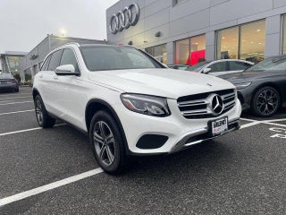 2019 Mercedes-Benz GLC with Polar White Exterior