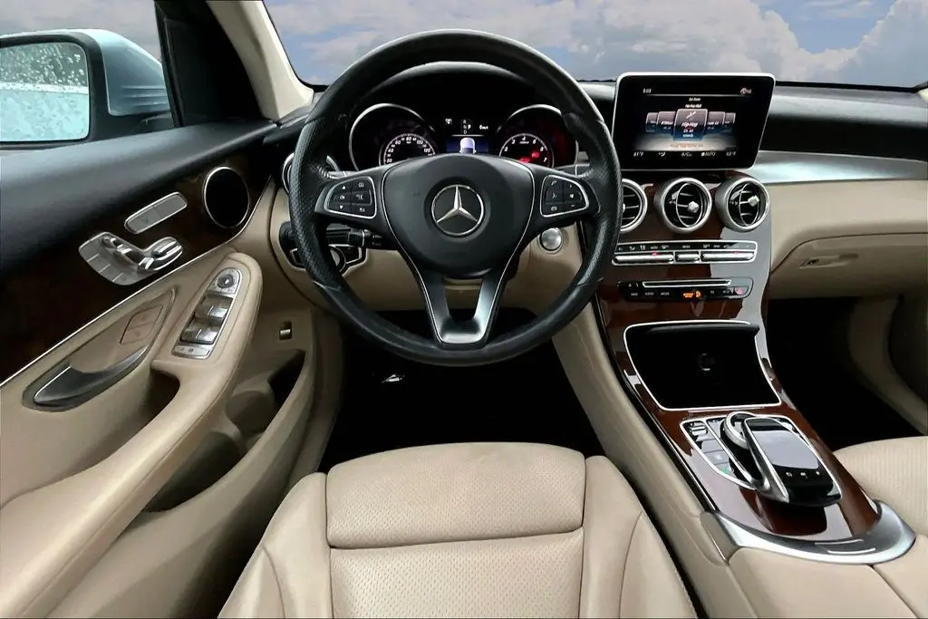 2018 Mercedes-Benz C-Class - $17,950