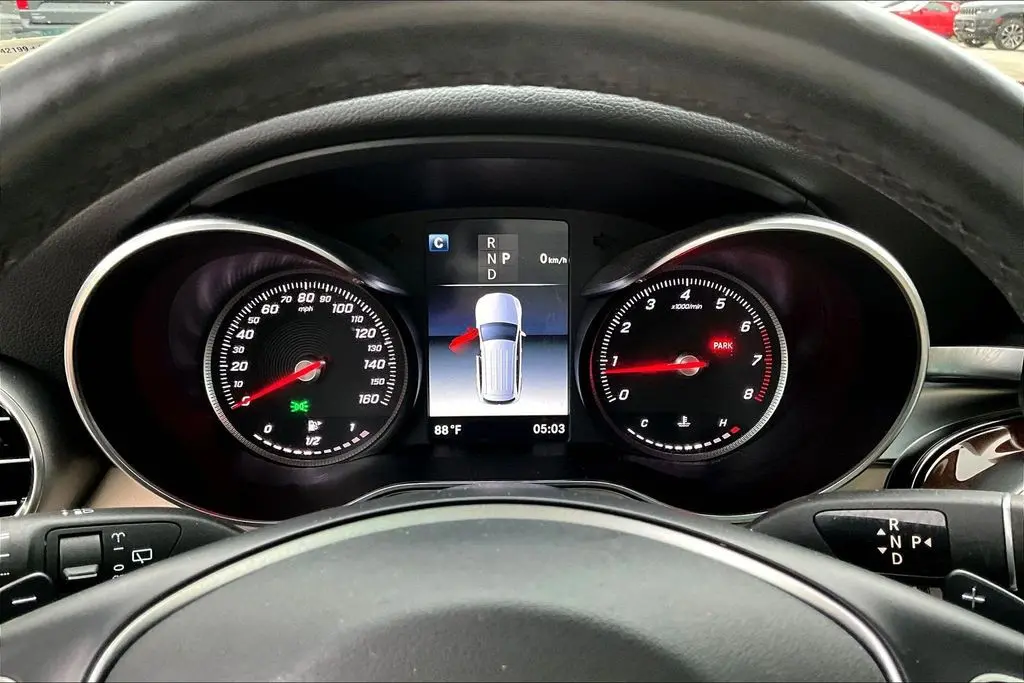 2018 Mercedes-Benz C-Class - $17,950