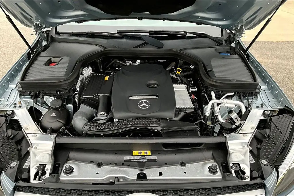 2018 Mercedes-Benz C-Class - $17,950
