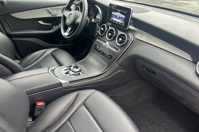 2019 Mercedes-Benz C-Class - $18,160