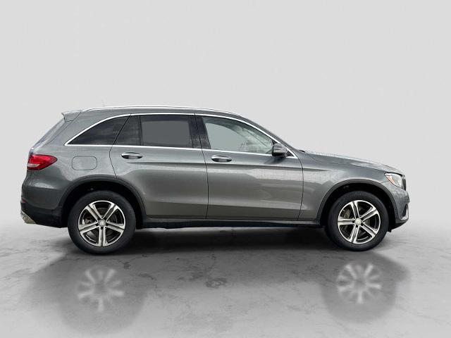 2016 Mercedes-Benz C-Class - $10,275