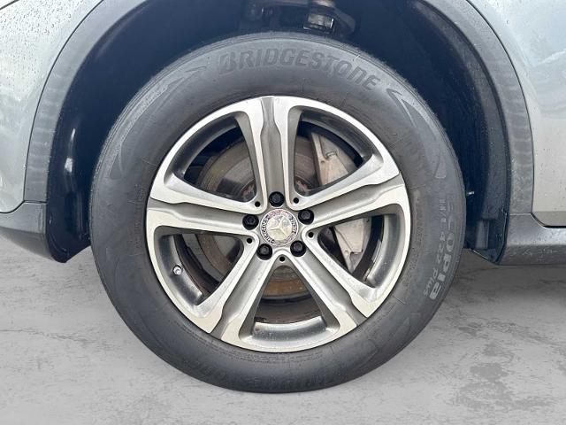 2016 Mercedes-Benz C-Class - $10,275