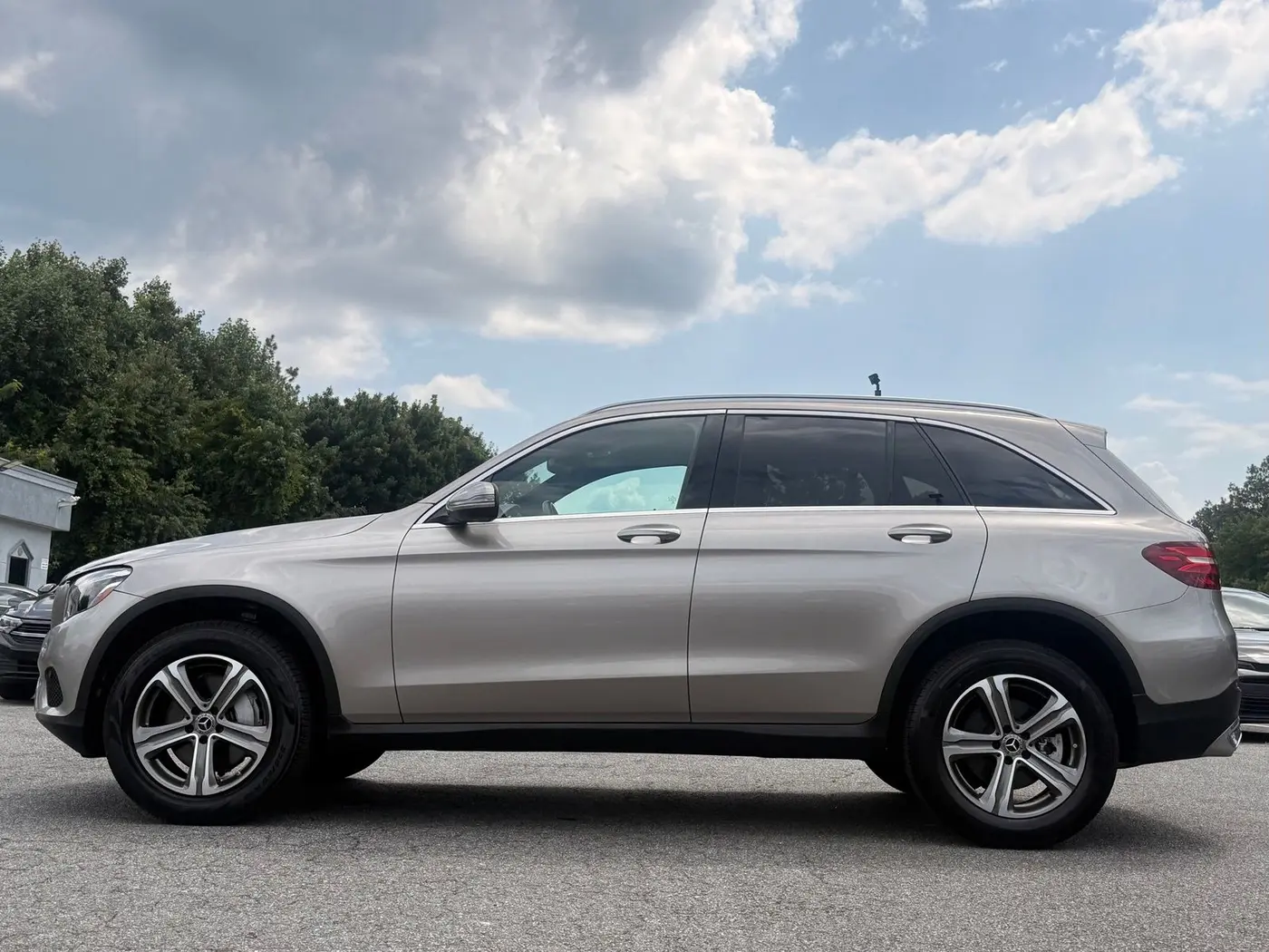 2019 Mercedes-Benz C-Class - $18,286