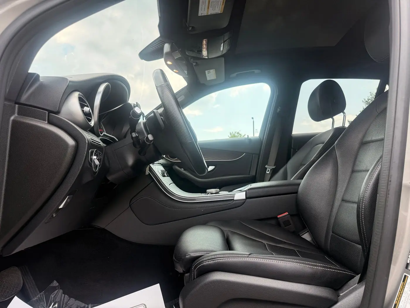 2019 Mercedes-Benz C-Class - $18,286