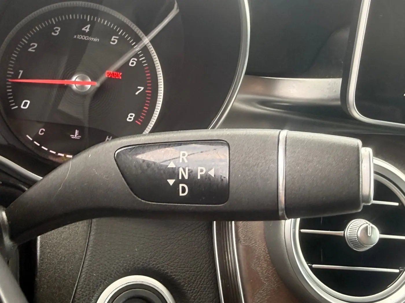 2019 Mercedes-Benz C-Class - $18,286