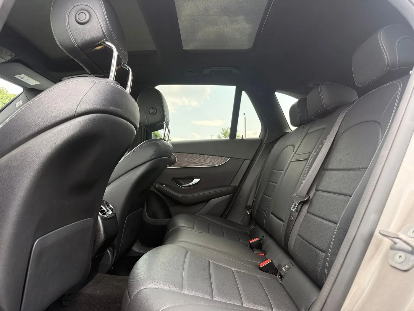 2019 Mercedes-Benz C-Class - $18,286