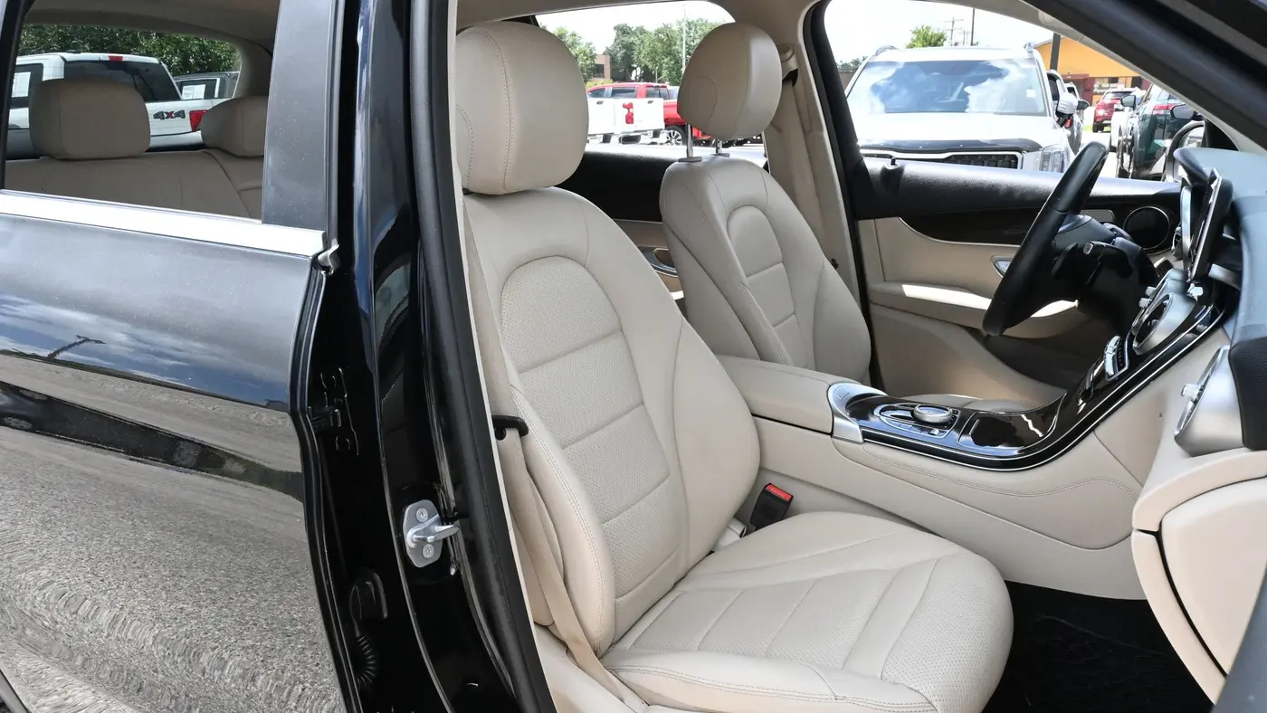 2019 Mercedes-Benz GLC GLC 300 4MATIC