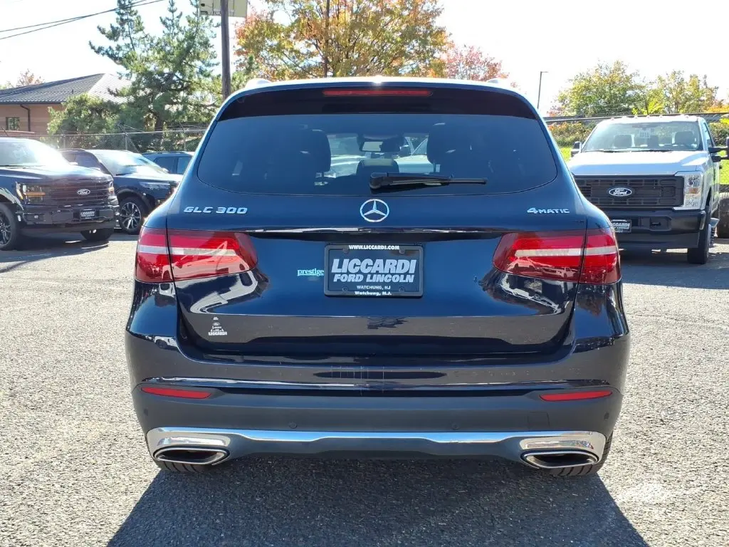 2018 Mercedes-Benz C-Class - $17,390
