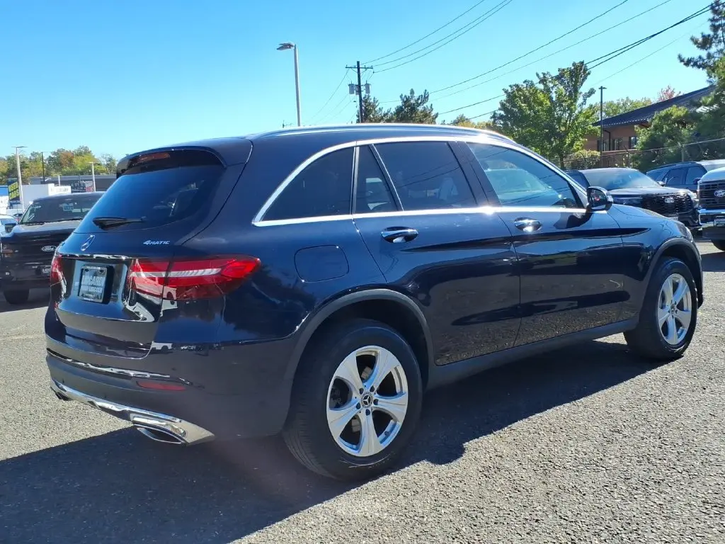 2018 Mercedes-Benz C-Class - $17,390