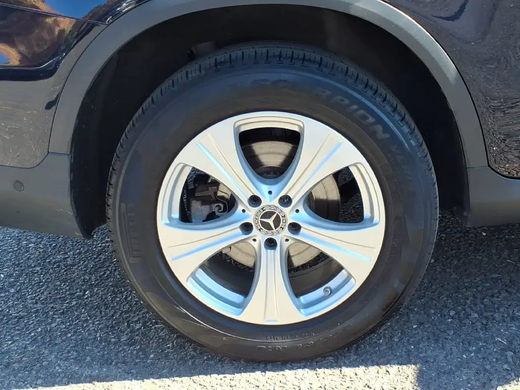 2018 Mercedes-Benz C-Class - $17,390