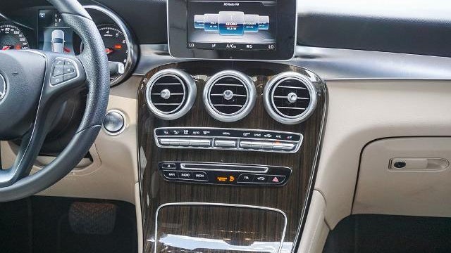 2018 Mercedes-Benz GLC GLC 300 4MATIC