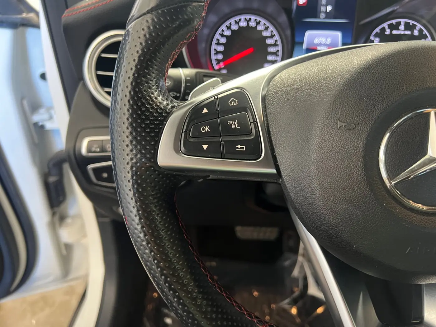 2018 Mercedes-Benz C-Class - $19,778
