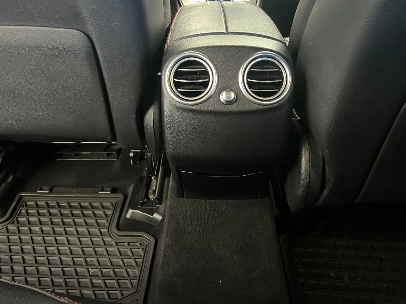 2018 Mercedes-Benz C-Class - $19,778