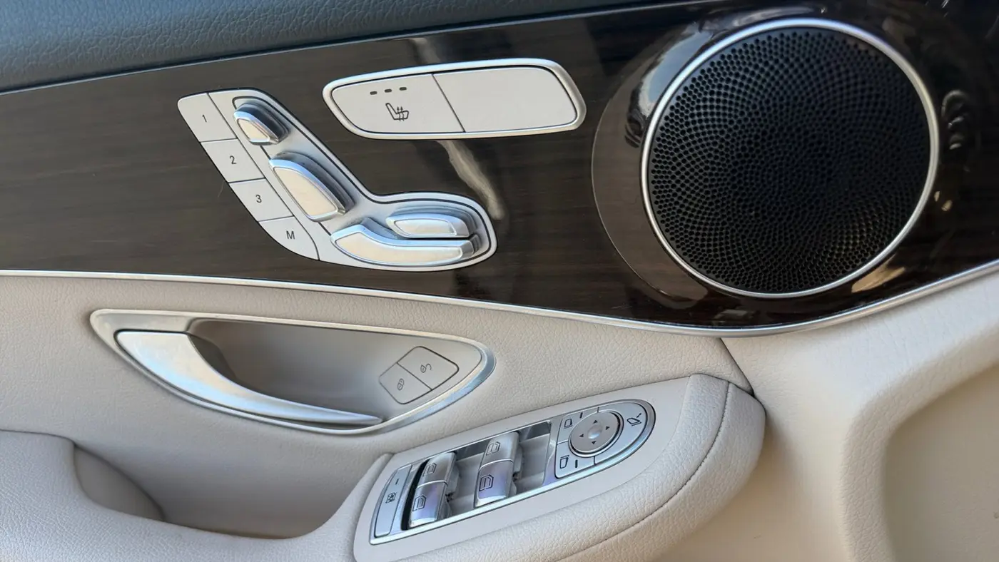 2020 Mercedes-Benz GLC GLC 300 4MATIC