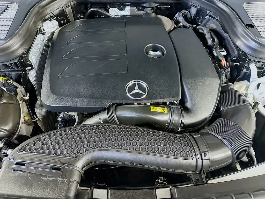 2020 Mercedes-Benz C-Class - $19,490