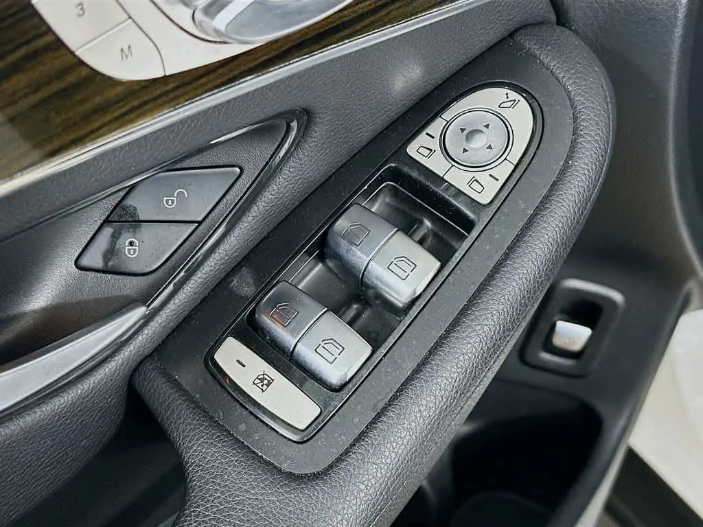 2020 Mercedes-Benz C-Class - $19,490