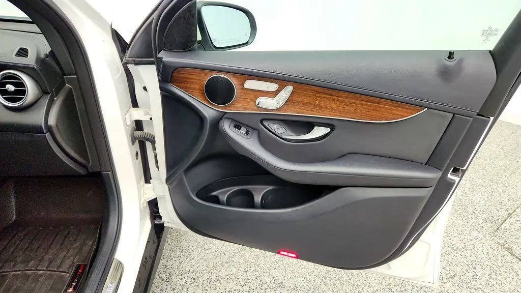 2020 Mercedes-Benz GLC GLC 300 4MATIC