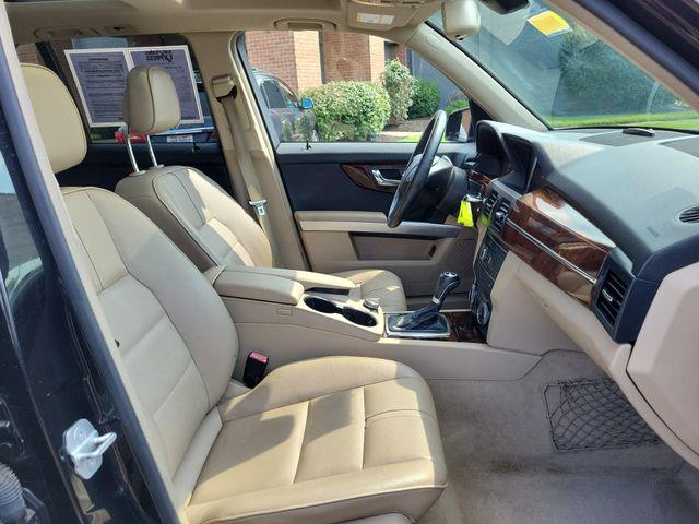 2010 Mercedes-Benz GLK-Class - $8,490
