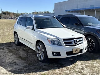 2010 Mercedes-Benz GLK with Arctic White Exterior