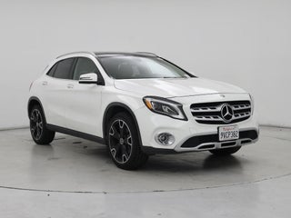 2019 Mercedes-Benz GLA with Polar White Exterior