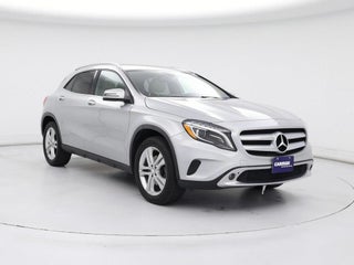 2015 Mercedes-Benz GLA with Pearl Silver Metallic Exterior