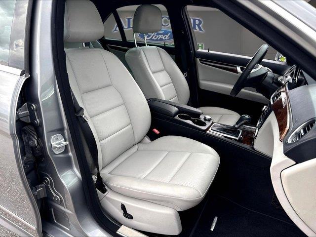 2013 Mercedes-Benz C-Class - $9,000