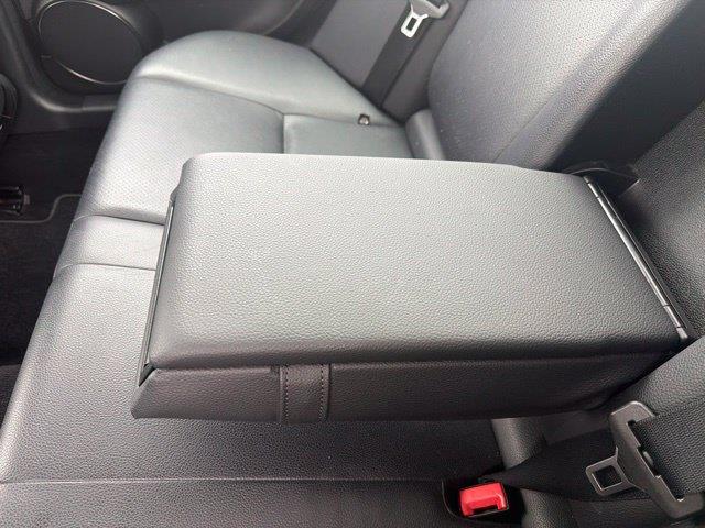 2013 Mercedes-Benz C-Class - $7,962
