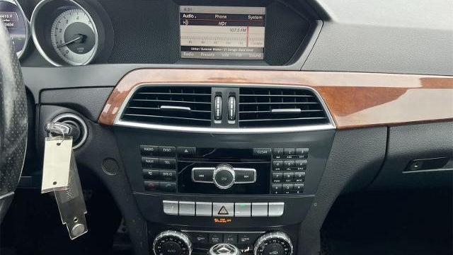 2013 Mercedes-Benz C-Class C 300 Luxury 4MATIC